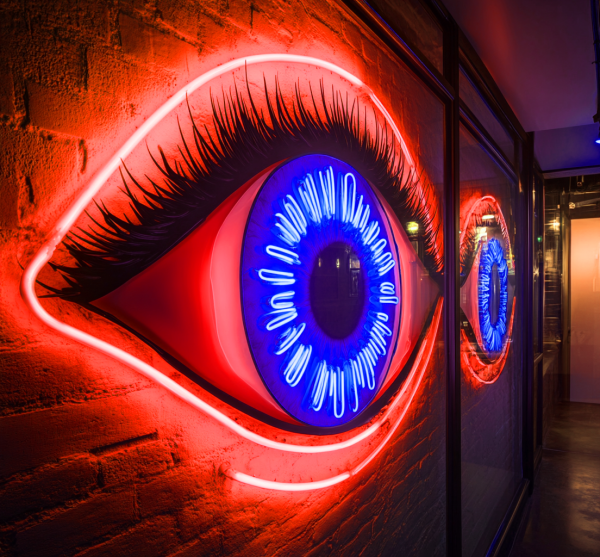 Bloody Eye Neon | LED Neon | Horror Eye Pop Art Wall Decoration | LED Neon Art | USB Neon | Suitable for Rooms, Bars, Offices | Creepy Gifts Thing | Customized Neon Logo | Customized LED Logo - 图片 2