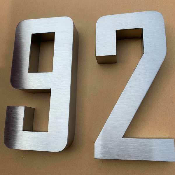 Customized 3D letter signage can be customized in multiple colors | Customized 3D metal house number, metal house number signage, address signage, outdoor signage, house number, address signage, brass door number | Customized indoor and outdoor metal business signage - 图片 2