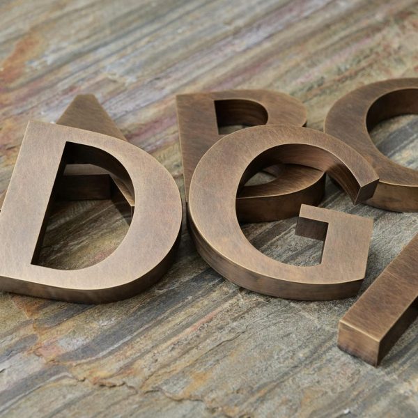 Custom 3D Vintage Brass Alphabet Numbers Metal Signage | Custom Metal Logo | Custom 3D Metal Backlit Logo | Custom Vintage Metal Numeric Alphabet - Commercial or Residential - 图片 3